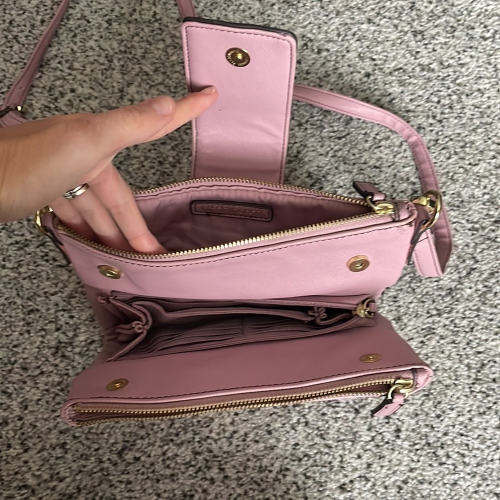 Purse - Picture 2 of 3